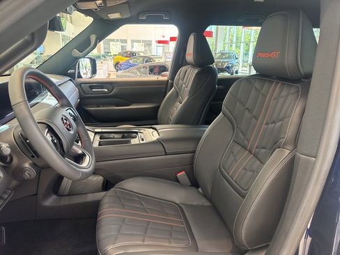 New 2025 Nissan Armada PRO-4X image 11