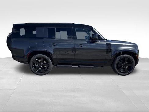 New 2026 Land Rover Defender 130 X-Dynamic SE AWD/4WD image 6