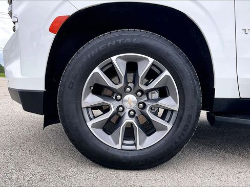 Used 2024 Chevrolet Tahoe LS w/ Driver Alert Package RWD image 35
