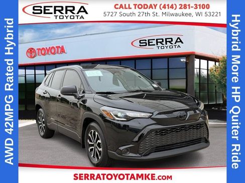 Used 2025 Toyota Corolla Cross AWD Hybrid image 1