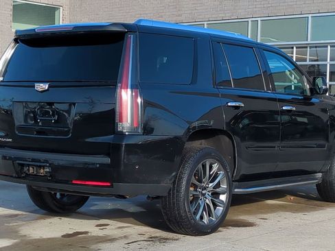 Used 2020 Cadillac Escalade Premium Luxury image 6