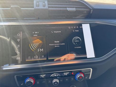 New 2025 Audi Q3 2.0T Premium image 19