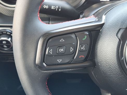 Used 2024 Jeep Gladiator Rubicon AWD/4WD image 35