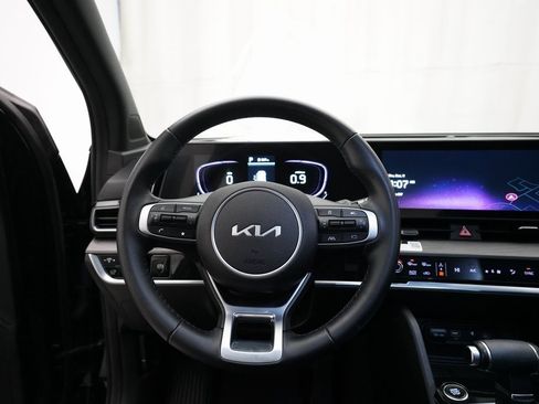 Certified 2023 Kia Sportage X-Line w/ X-Line Premium Package image 4