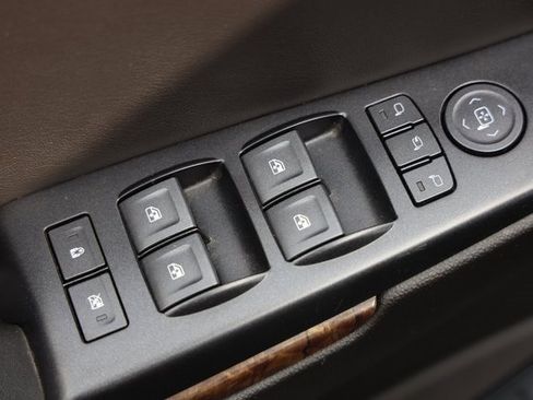 Used 2019 Chevrolet Tahoe LT w/ Texas Edition Package image 21