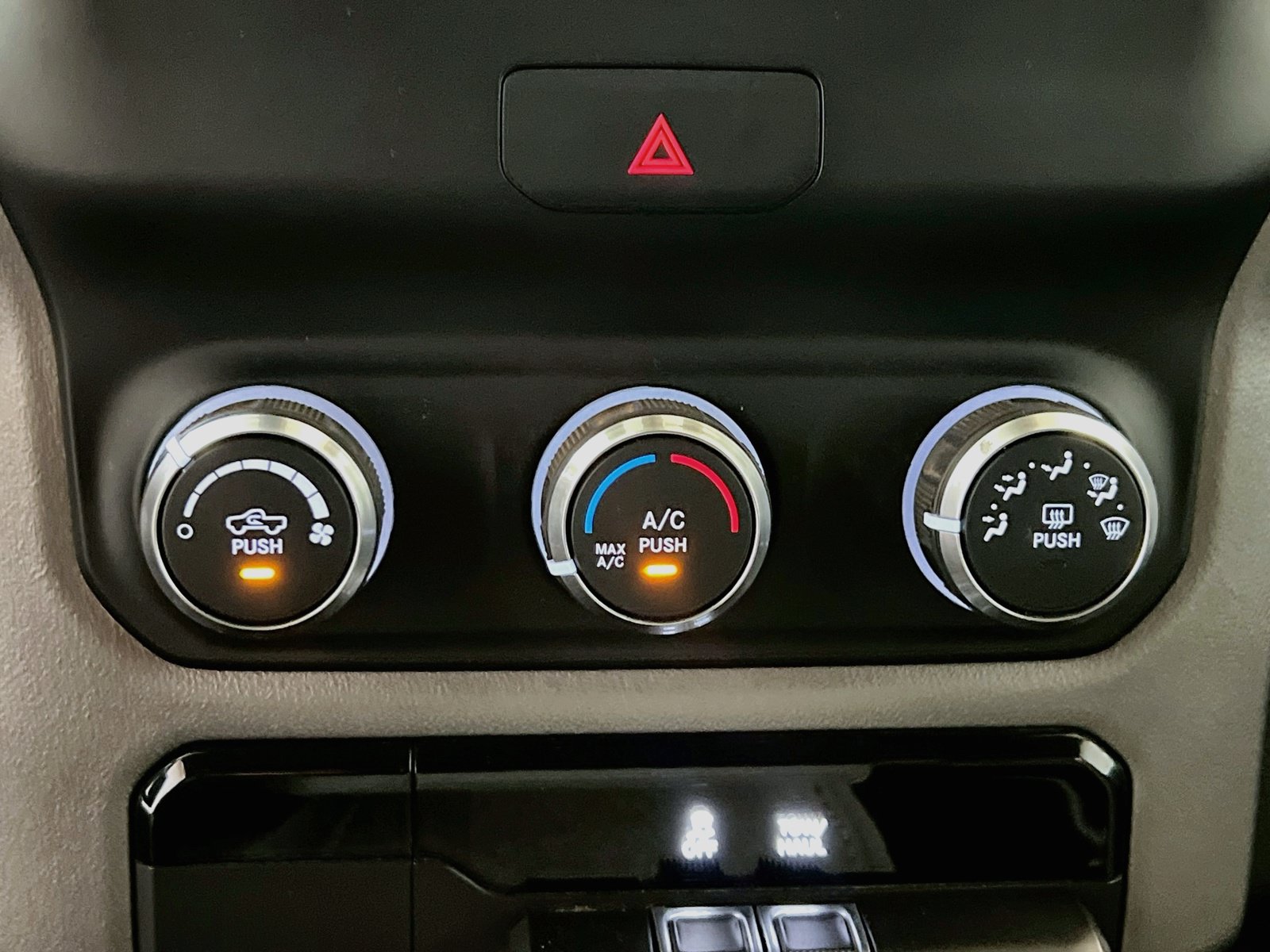 Used 2019 RAM 1500 Big Horn RWD image 11