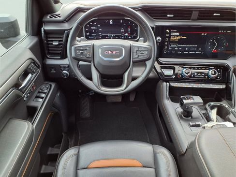 Certified 2024 GMC Sierra 1500 AT4 w/ Technology Package AWD/4WD image 3