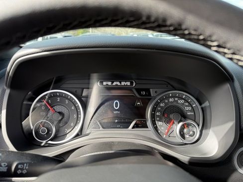 New 2026 RAM 1500 4x4 Crew Cab image 17