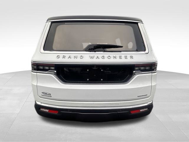 Used 2022 Jeep Grand Wagoneer Series III AWD/4WD image 5