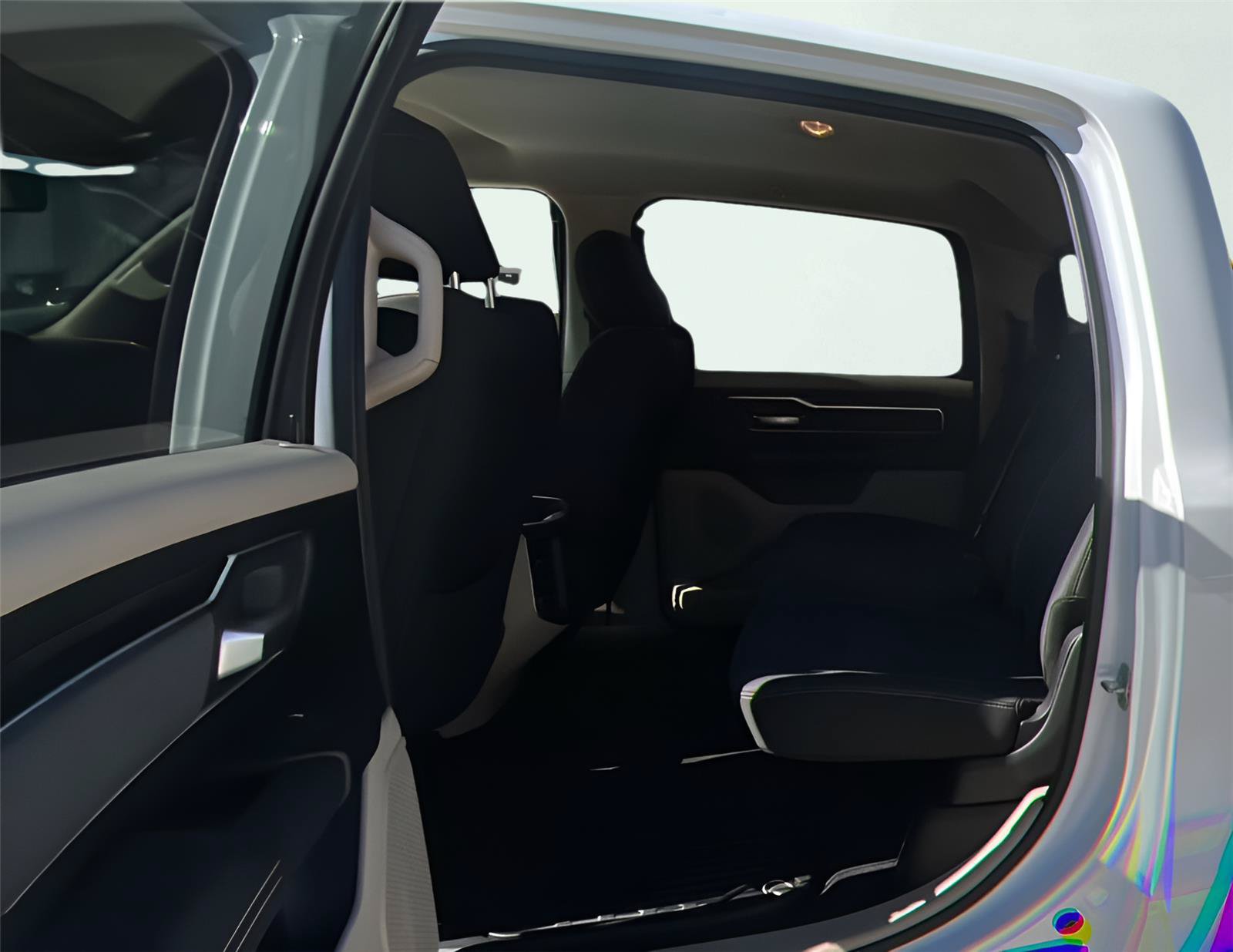 Used 2019 RAM 1500 Big Horn AWD/4WD image 3