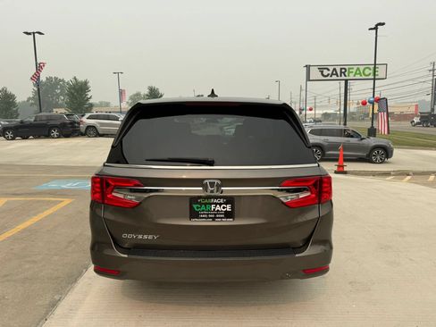 Used 2018 Honda Odyssey EX image 10