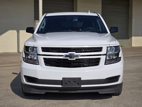 Used 2018 Chevrolet Tahoe LT w/ RST Edition image 6