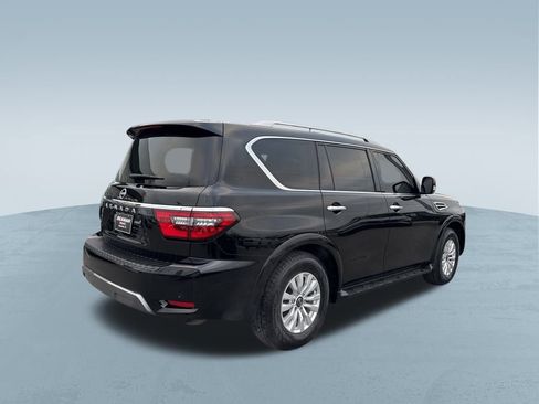 Used 2024 Nissan Armada SV image 8