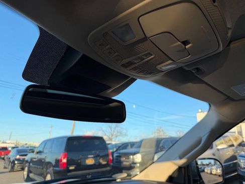 Used 2018 Ford Expedition Platinum image 72