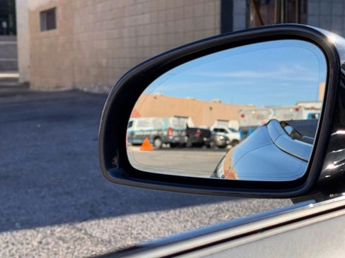 Used 2016 Mercedes-Benz SL 550 image 27