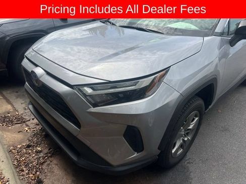 Used 2023 Toyota RAV4 LE AWD/4WD image 2