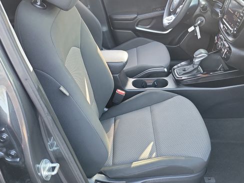 Used 2024 Kia Soul LX w/ Option Group 015 image 17