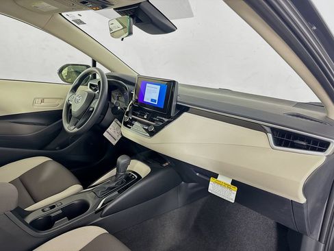 New 2026 Toyota Corolla LE FWD image 29