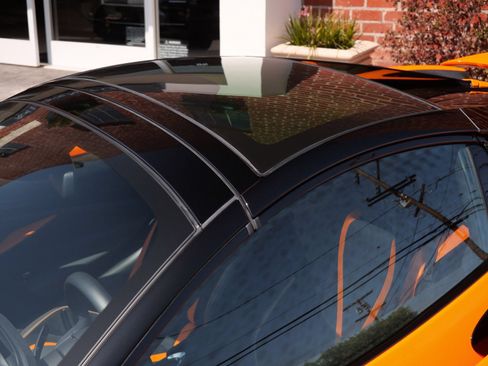 Used 2023 McLaren 720S Performance RWD image 21