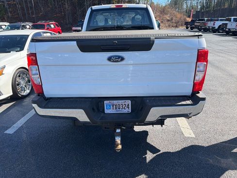 Used 2022 Ford F250 XL w/ Power Equipment Group image 5