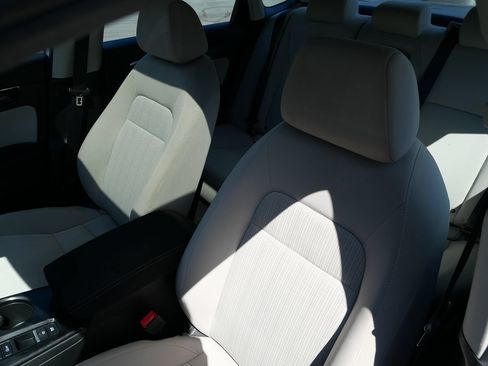 Used 2022 Honda Civic EX image 11