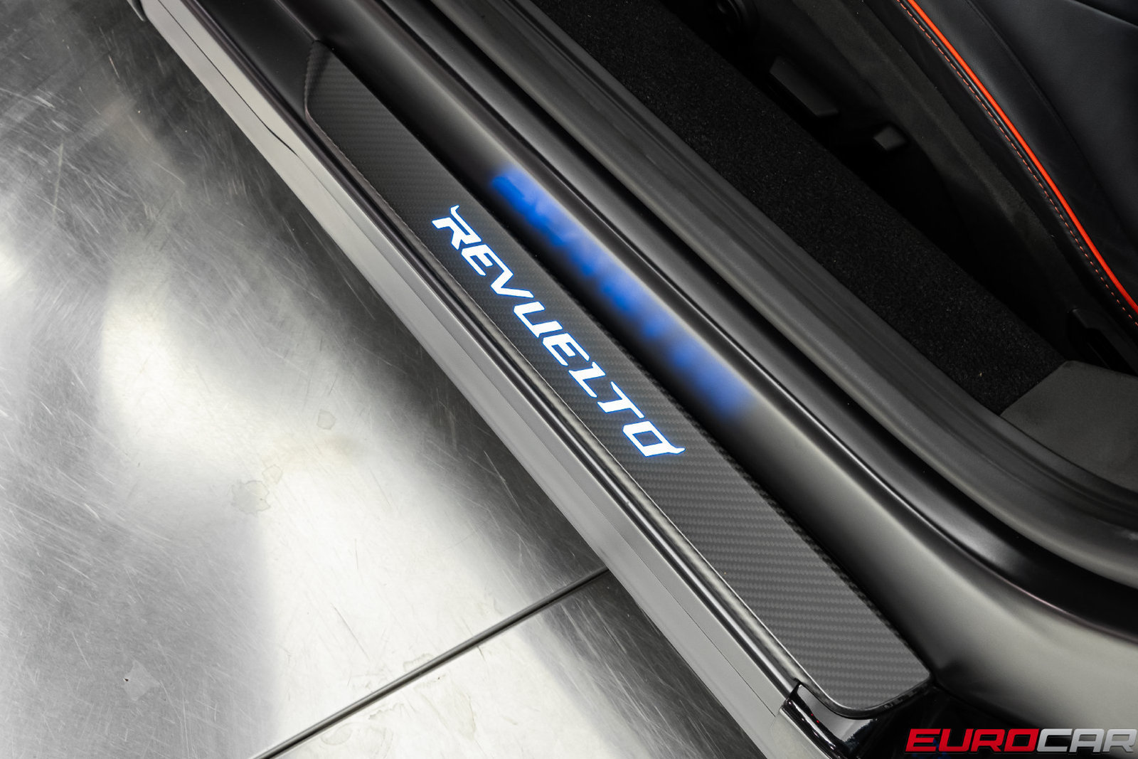 Used 2025 Lamborghini Revuelto AWD/4WD image 51