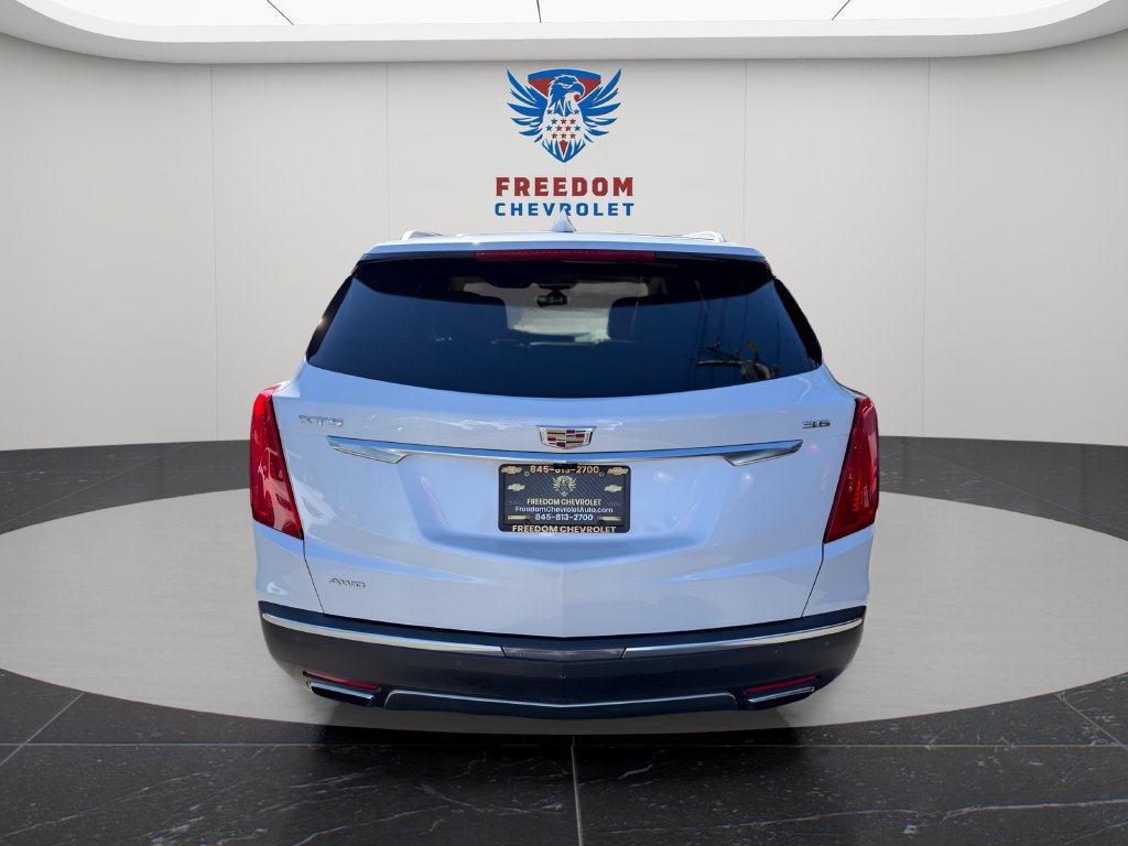 Used 2017 Cadillac XT5 Platinum AWD/4WD image 5