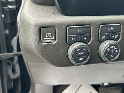 Certified 2024 Chevrolet Silverado 3500 LT w/ Convenience Package AWD/4WD image 17