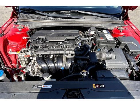 Used 2021 Hyundai Elantra SEL image 10