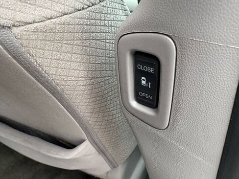 Used 2017 Honda Odyssey EX image 27