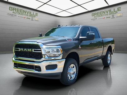 New 2024 RAM 2500 Tradesman w/ Chrome Appearance Group