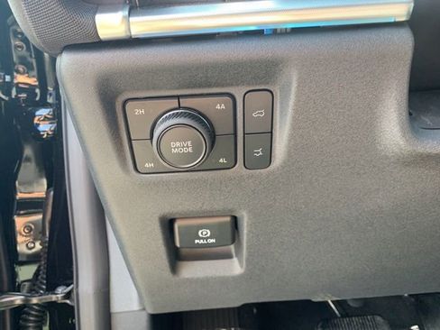 New 2026 Ford Expedition Platinum w/ Stealth Appearance Package image 26