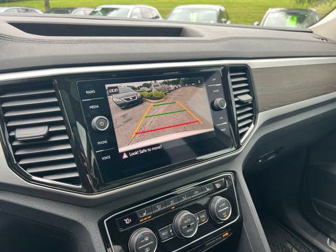 Used 2022 Volkswagen Atlas SE FWD image 14