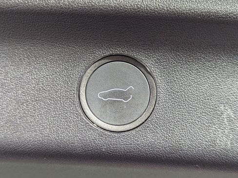 Used 2024 Tesla Model Y Long Range image 45