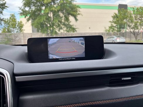 Used 2025 Chevrolet Equinox LT FWD image 27