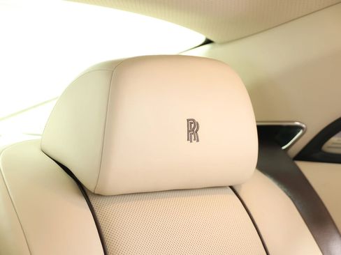 Used 2014 Rolls-Royce Wraith RWD image 91
