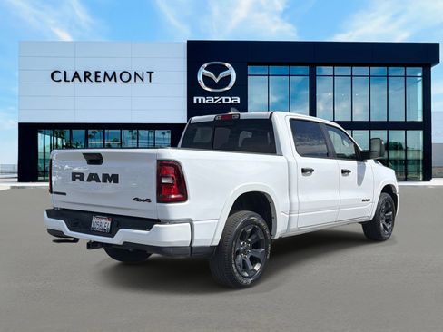 Used 2025 RAM 1500 Big Horn AWD/4WD image 5