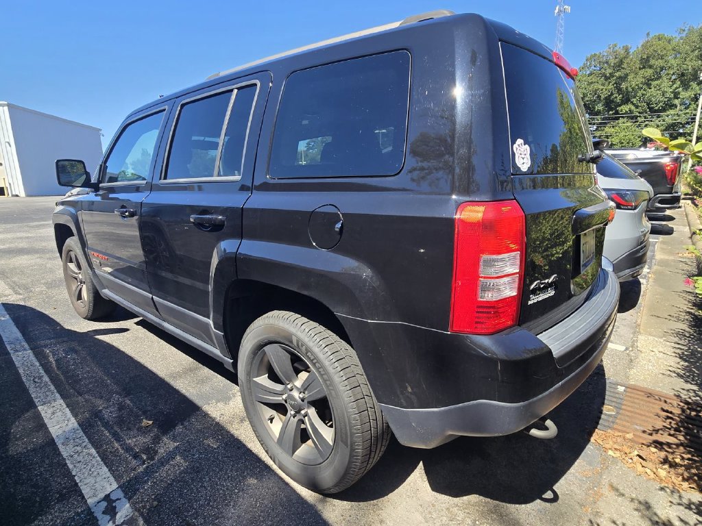 Used 2016 Jeep Patriot 75th Anniversary w/ Power Value Group AWD/4WD image 4