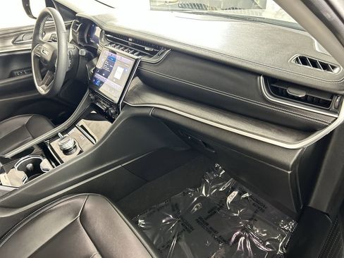 Used 2023 Jeep Grand Cherokee L Limited w/ Trailer Tow Group (B) image 26