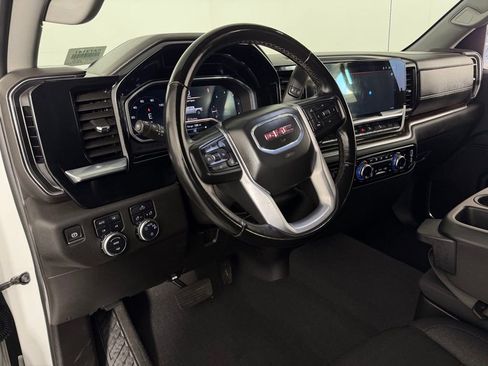 Used 2024 GMC Sierra 1500 SLE w/ X31 Off-Road Package AWD/4WD image 20