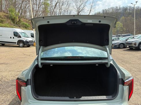 Used 2025 Kia K4 LXS image 31