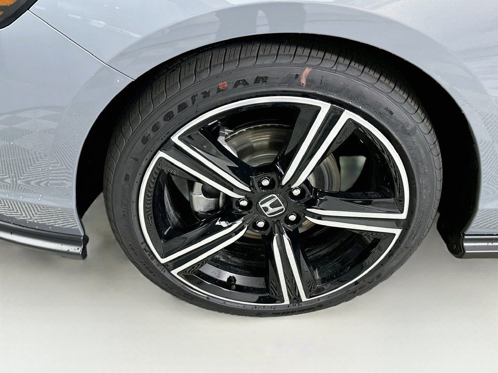 Used 2026 Honda Accord SE image 24