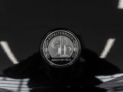 New 2025 Mercedes-Benz GLC 43 AMG 4MATIC image 5