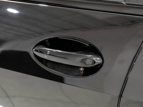 Used 2023 BMW X7 xDrive40i w/ Executive Package image 42