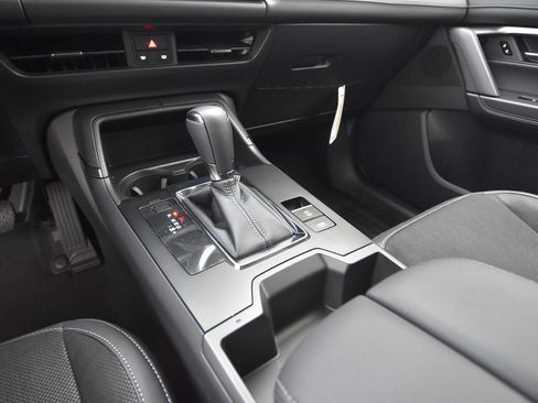 New 2026 MAZDA CX-5 Preferred AWD/4WD image 32