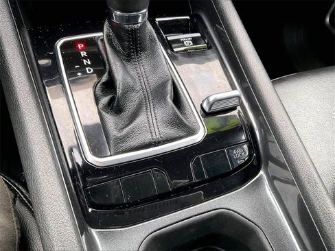 Used 2023 Jeep Compass Latitude image 32