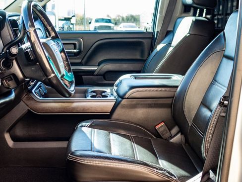 Used 2019 GMC Sierra 2500 Denali w/ Duramax Plus Package image 25