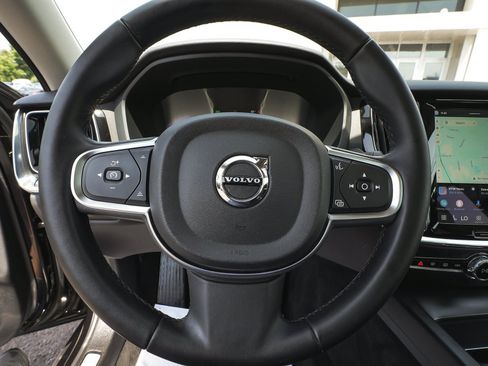 Used 2024 Volvo S60 B5 Core AWD/4WD image 16