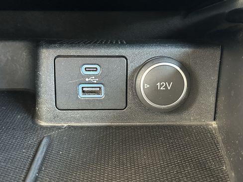 Used 2021 Ford Escape SE w/ Convenience Package FWD image 30