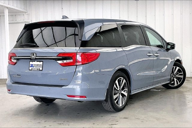 Certified 2024 Honda Odyssey Touring image 12